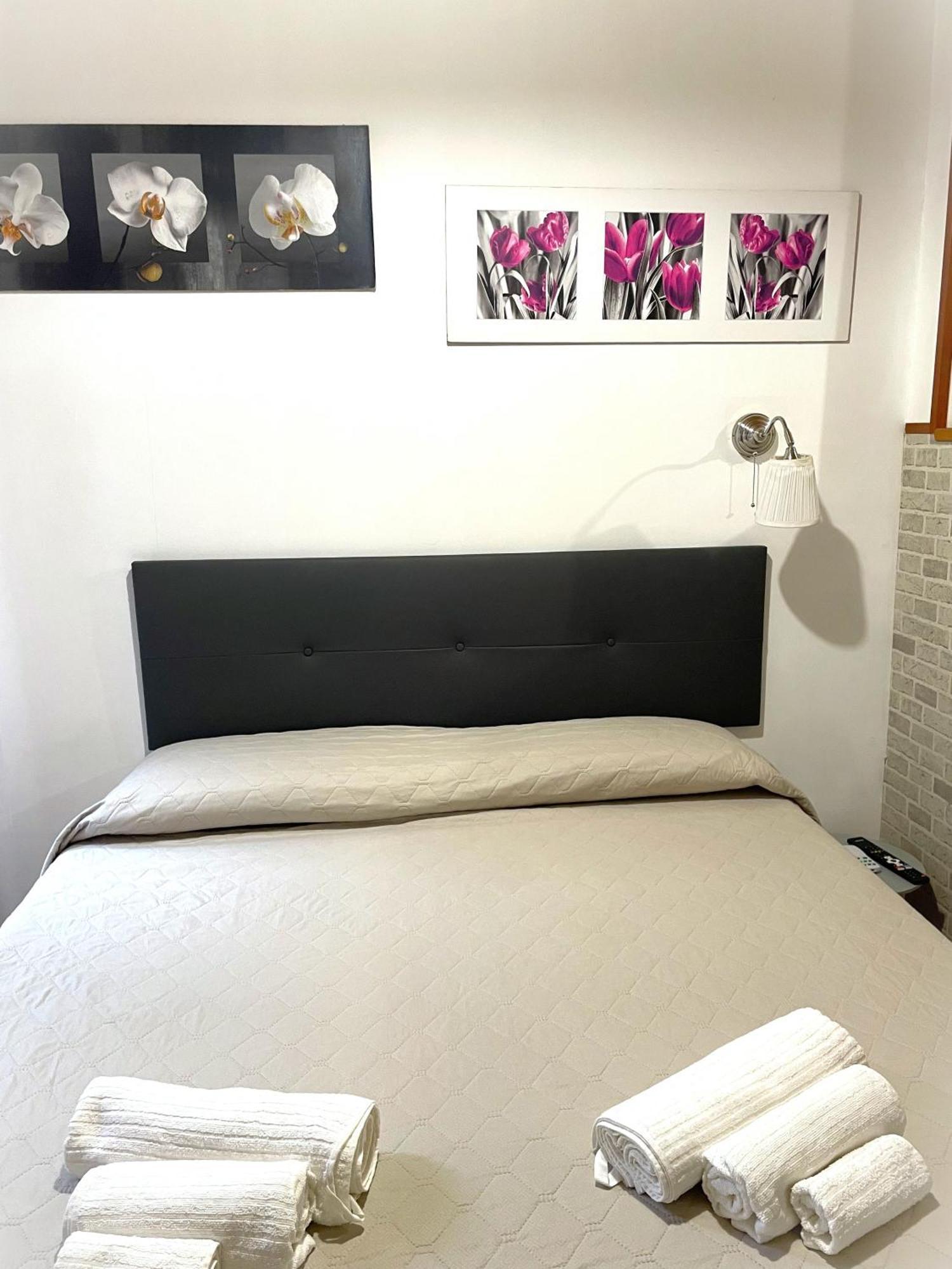 A.R.Inter.3 Apartment เบรเชีย ภายนอก รูปภาพ